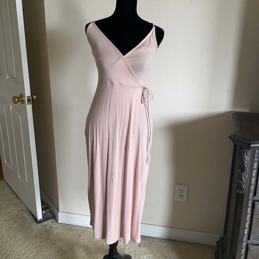 Women’s Blush Wrap Midi Dress Size Small